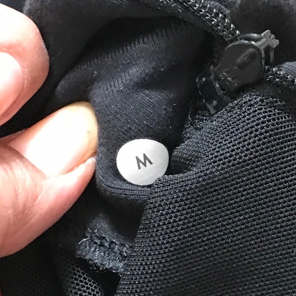 Lululemon athletic size M - Picture 5 of 6